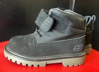 Kids Sketchers boots
