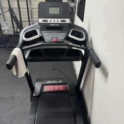 Sole f63 Treadmill