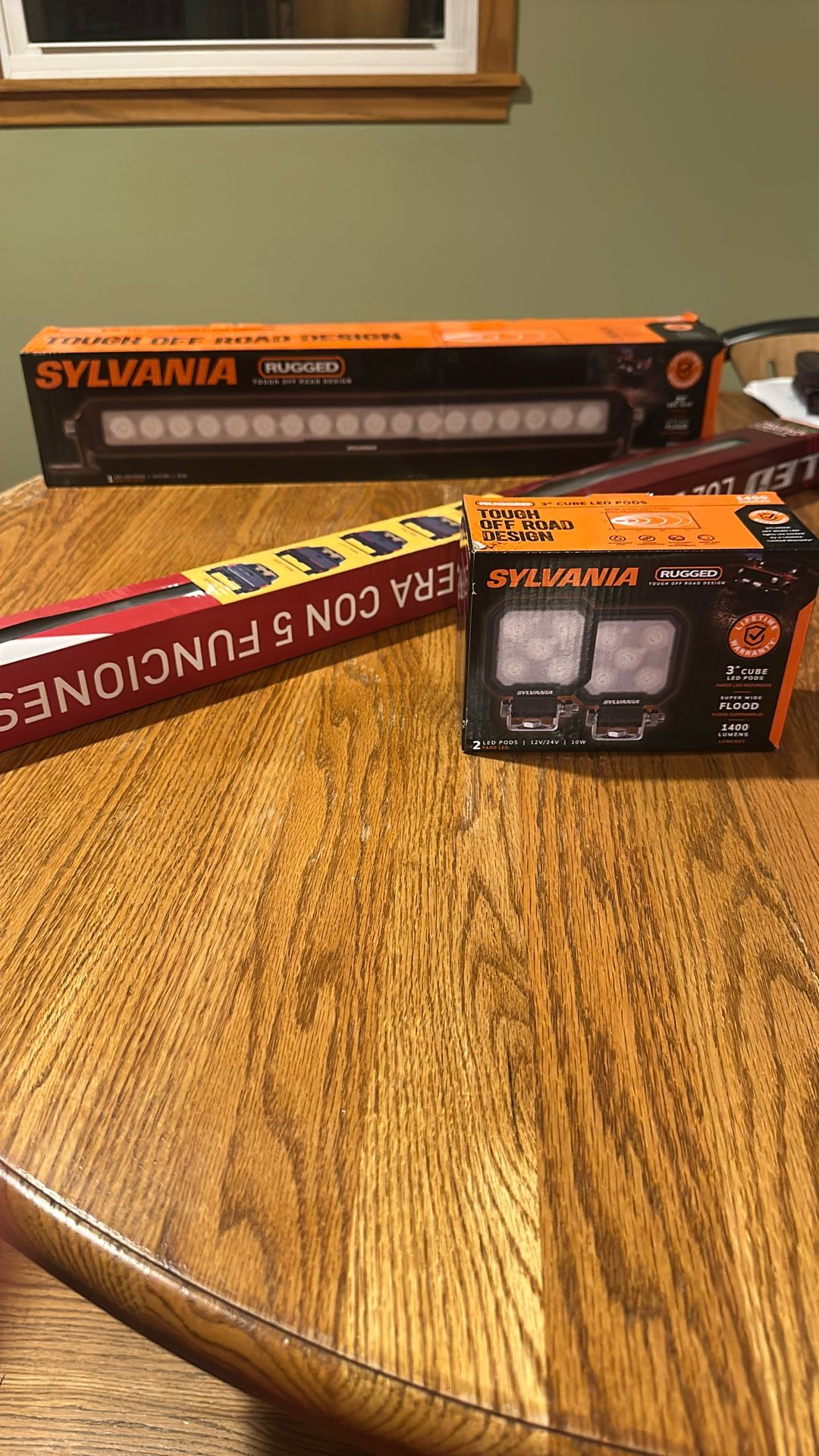 Sylvania Lightbar/Cube Pods & Hopkins Tailgate Light