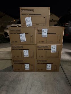BRAND NEW IN THE BOX BLACK+DECKER 0.9 Cu Ft Countertop Microwave Oven $75