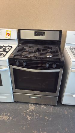 Nice Whirlpool stainless steel stove gas