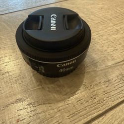 Canon EF 40mm f/2.8 STM Pancake Lens 