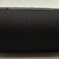 I LIVE WATER PROOF BLUETOOTH SPEAKER