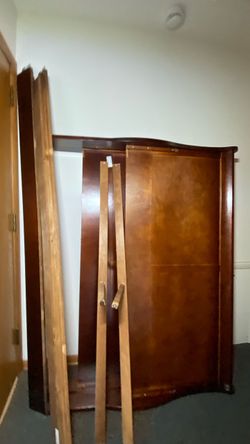 Sleigh Queen Bedframe