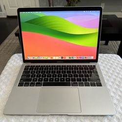 APPLE MACBOOK AIR RETINA 13” 2019 INTEL CORE i5 @ 1.6GHZ 16GB RAM 500GB SSD! LOADED!