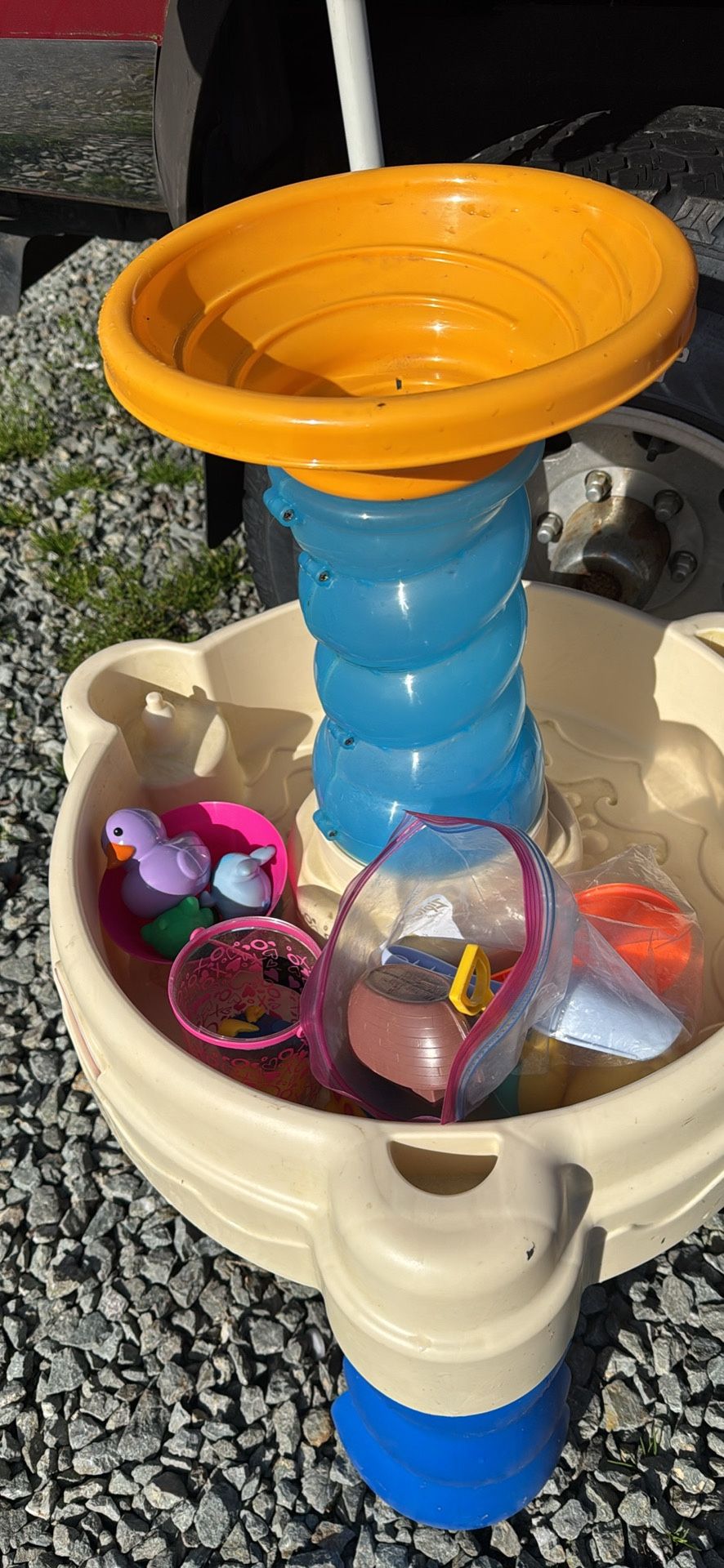 Water/sand Toys Table And Umbrella