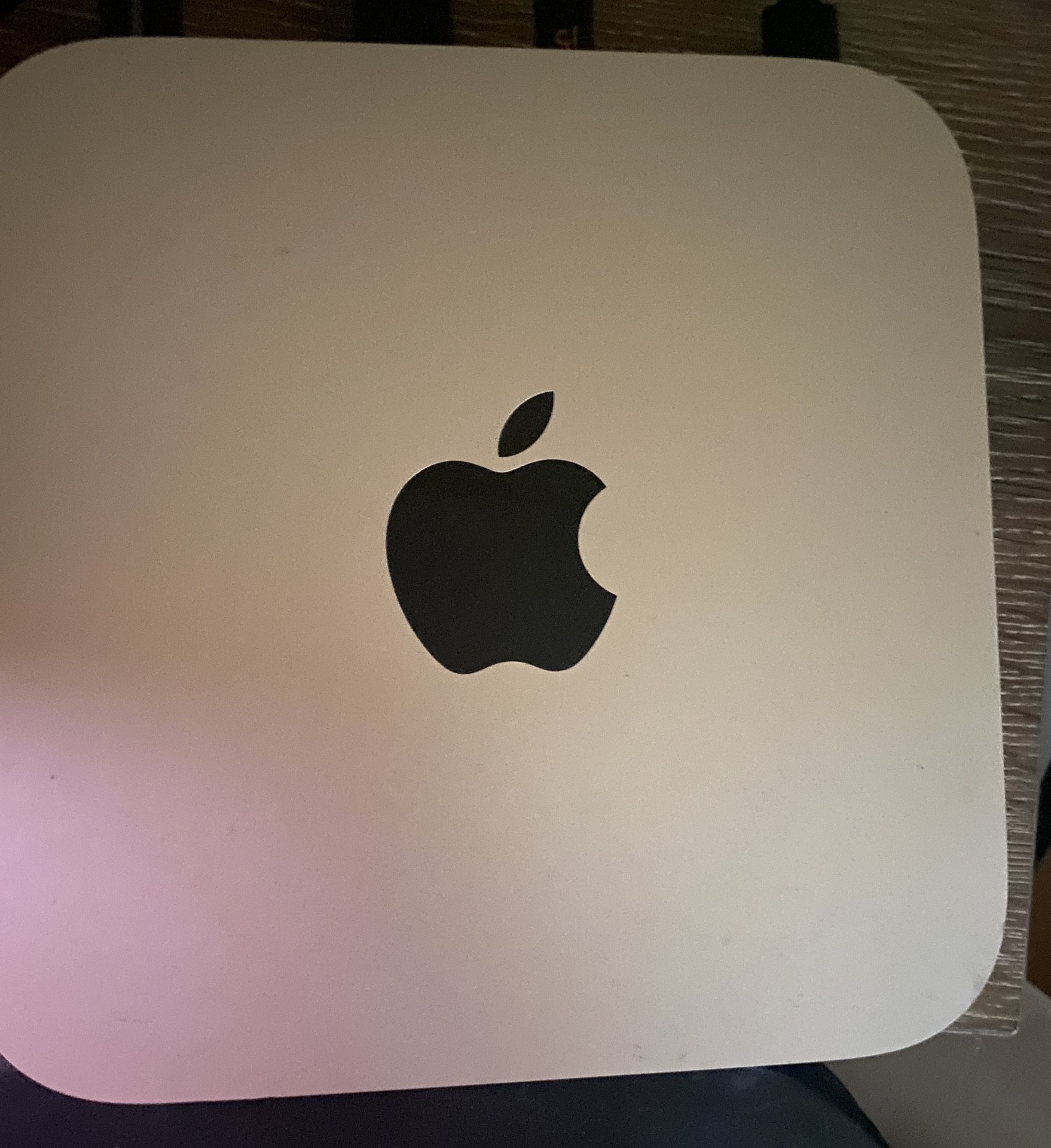 Apple Mac Mini w/M1