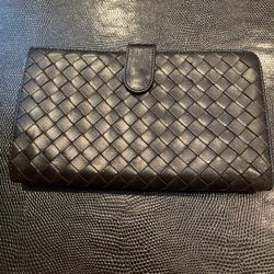 Bottega Veneta Intrecciato Leather Long Wallet 