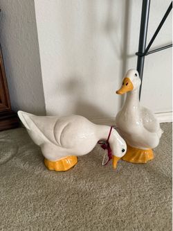 Vintage Ceramic Duck Figurines - Pair