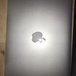 MacBook Pro 13 Inch Retina