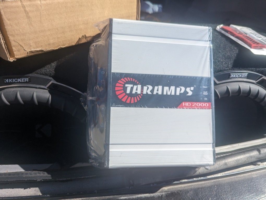 Taramp 2k And 4 18s Subwoofer