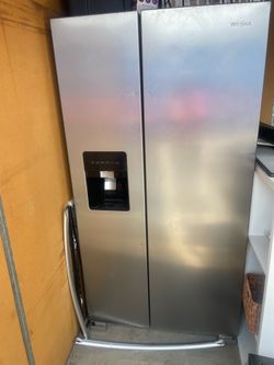 Whirlpool refrigerator