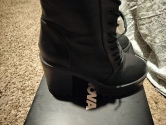 Fashion Nova Platform Heel Boots Size11