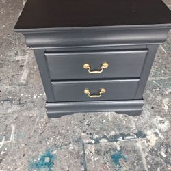 Night Stand (1)