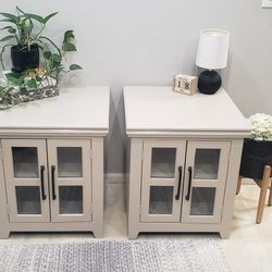 Beautiful Fully Refinished Matching Nightstands/End Tables. 