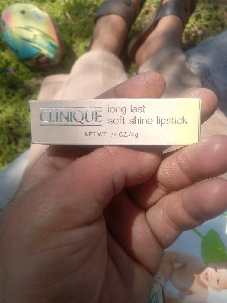 Clinique Long Lasting Shine Lipstick