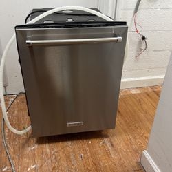 Kitchenaid Dishwasher 