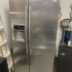 LG Refrigerator 