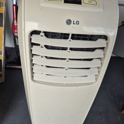 LG 8000 BTU Portable Air Conditioner