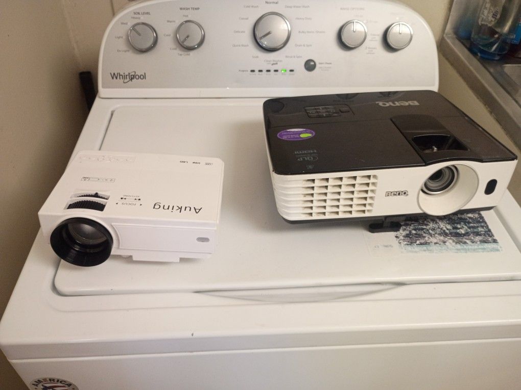 2 X High Def Projectors