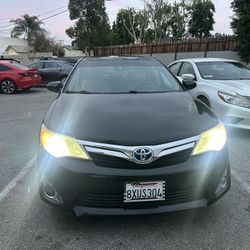 Toyota Camry XLE Hybrid 2012