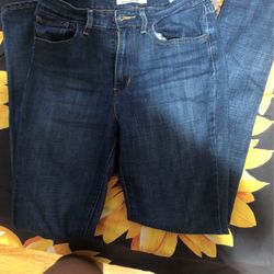 721 High Rise Skinny Size 28 Levi’s