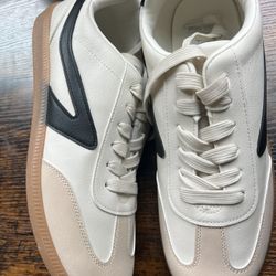 Dolce Vita Women’s 9