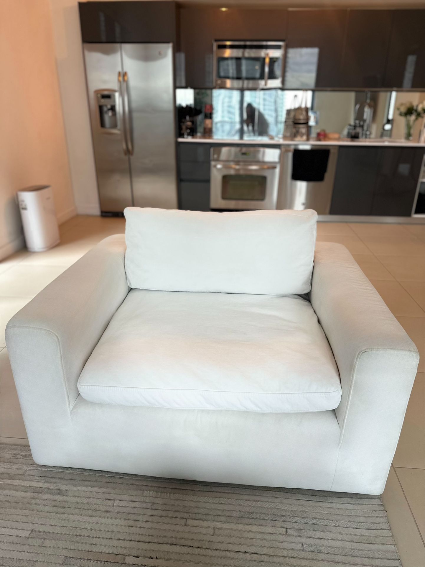 Nixon White Fabric Chair