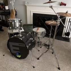 Student Drum Kit 