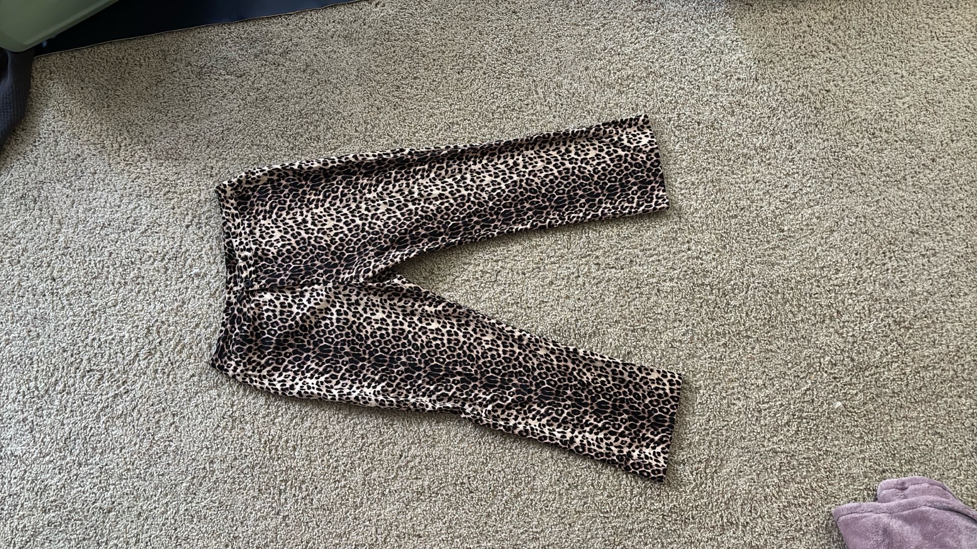 Leopard print Pants