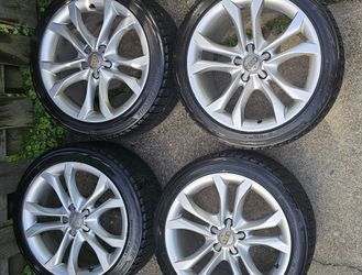 Audi Winter Wheels w/Blizzak tires