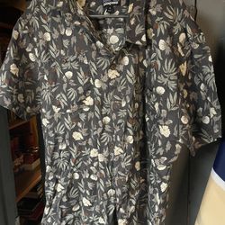 PATAGONIA MENS XL BUTTON UP SHIRT MENS