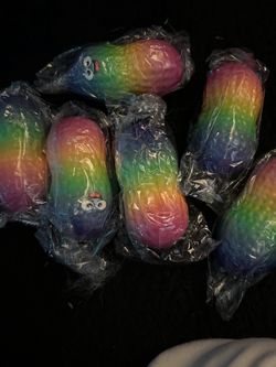 Peanut squishy toy