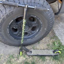 MADD Gear Scooter