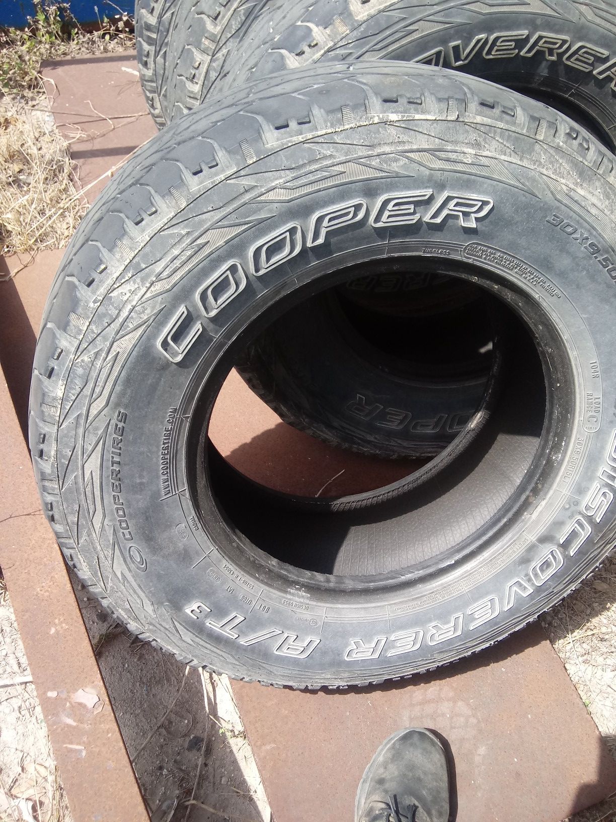 Cooper 30x9.5r15 $50