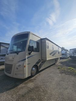2017 WINNEBAGO VISTA 31BE