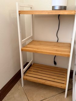 Plant shelf