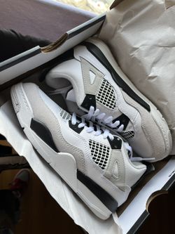 Jordan 4 1y