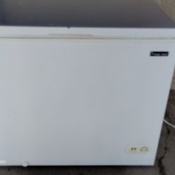 Magic Chef Chest Freezer 