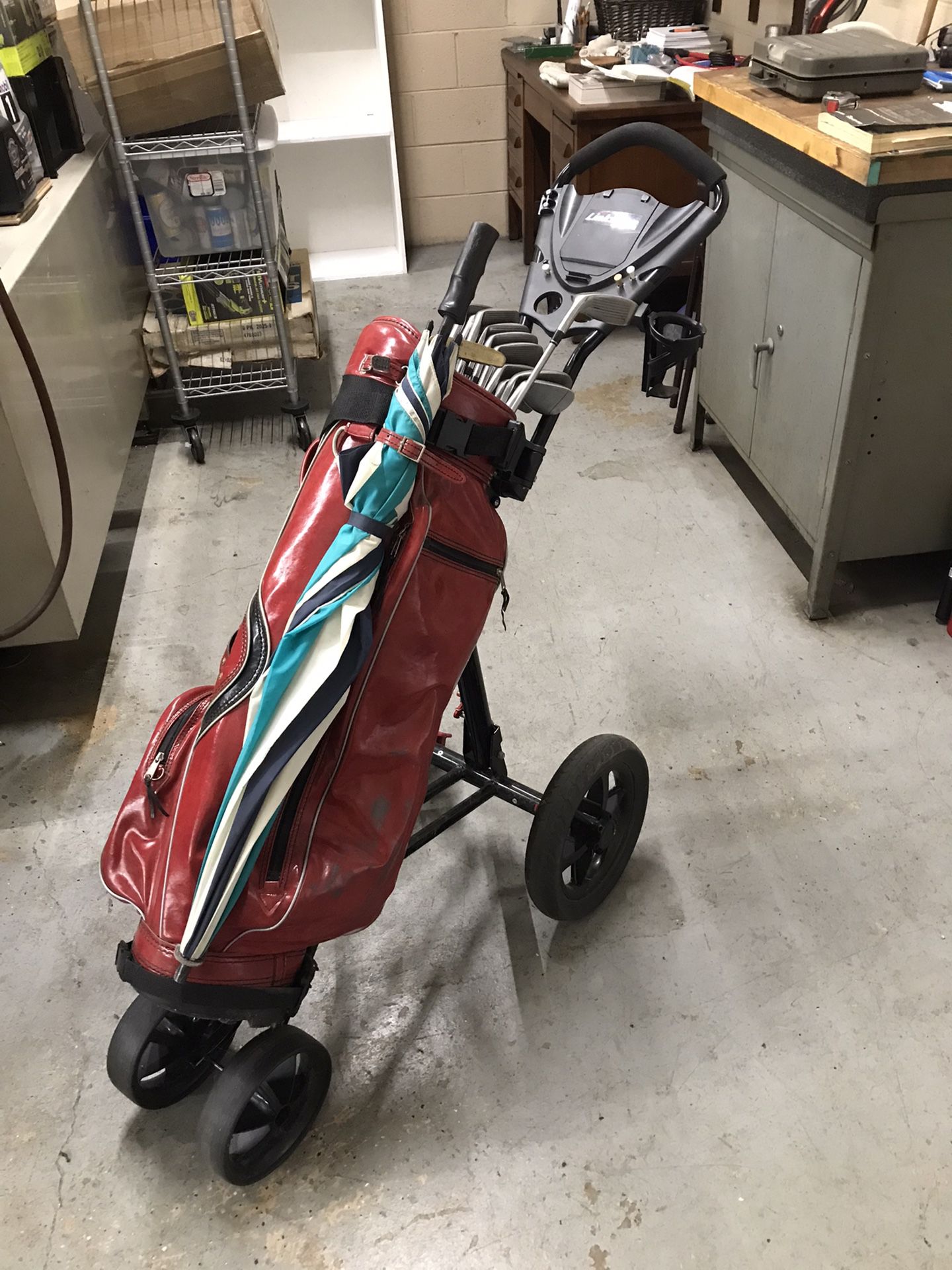 Golf Clubs W/Linksman Cart