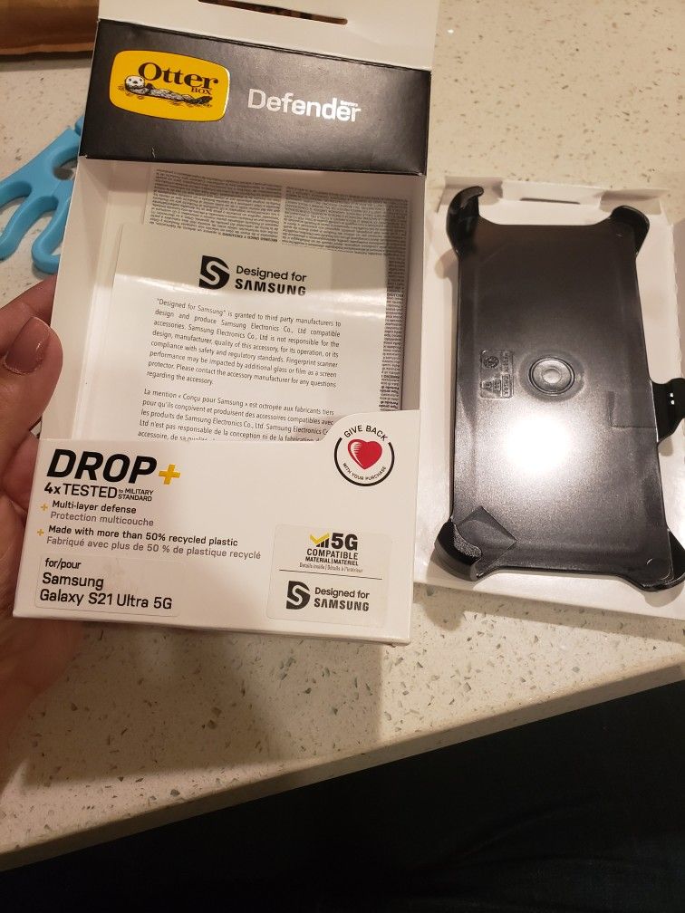 Defender Otter Box- Samsung Galaxy S21 ultra 5G (Clip Holster only)