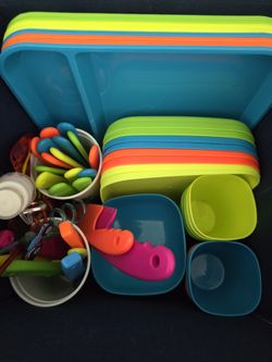 Kids Plates, Bowls, Cups, Utinsels, And Knives
