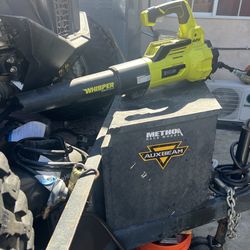 Sopladora RyoBi 40v no battery no charger