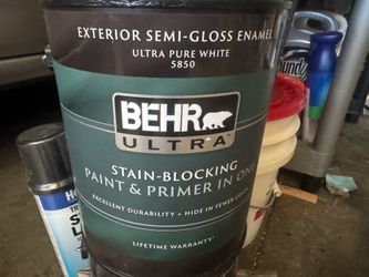 BEHR ULTRA 1 gal. Ultra Pure White Semi-Gloss Enamel Exterior Paint & Primer