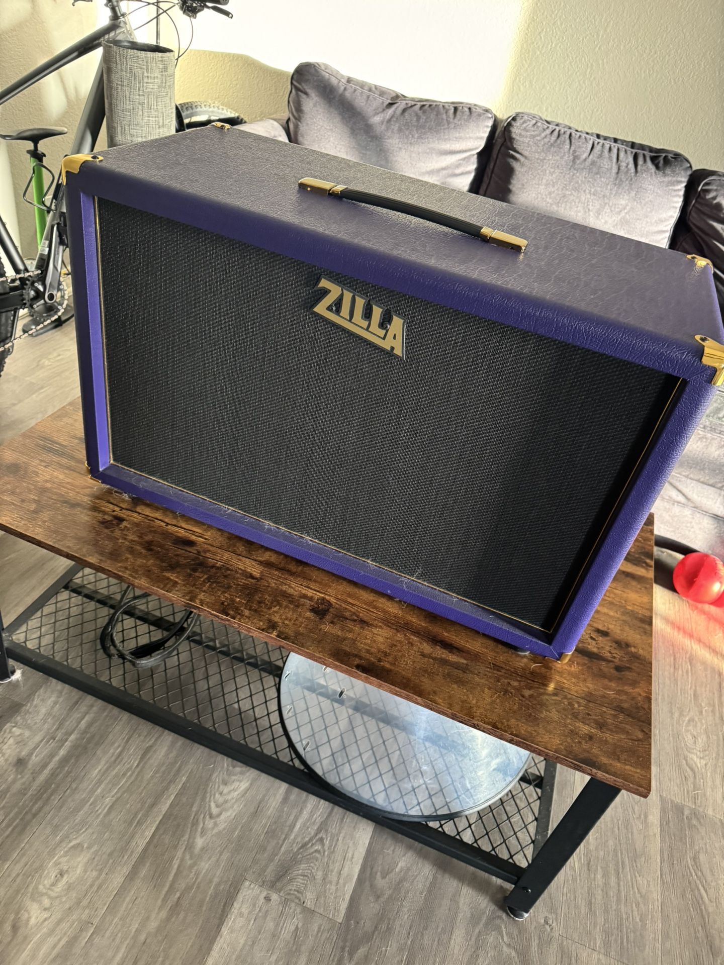 Zilla Fatboy Custom Cab 2x12 Mint
