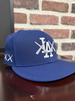 Kaws x Nike fitted size 7 5/8