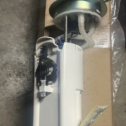 Fuel Pump 2004 GMC YUKON