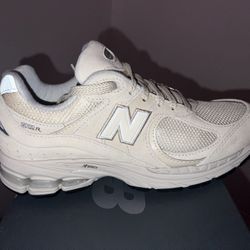 New Balance 2002r Bone Color 