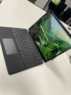 Microsoft - Surface Pro 9 - 13" TouchScreen - Intel Evo Platform Core i5 - 8GB Memory - 256GB SSD