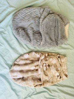 Newborn Swaddle blanket And Fleece Swaddle Gently Used 